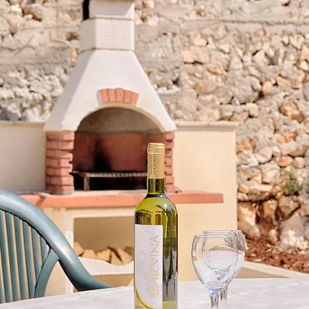 Fuer Drei Personen Mit Terrasse Apartment